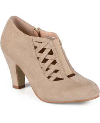 Journee Collection